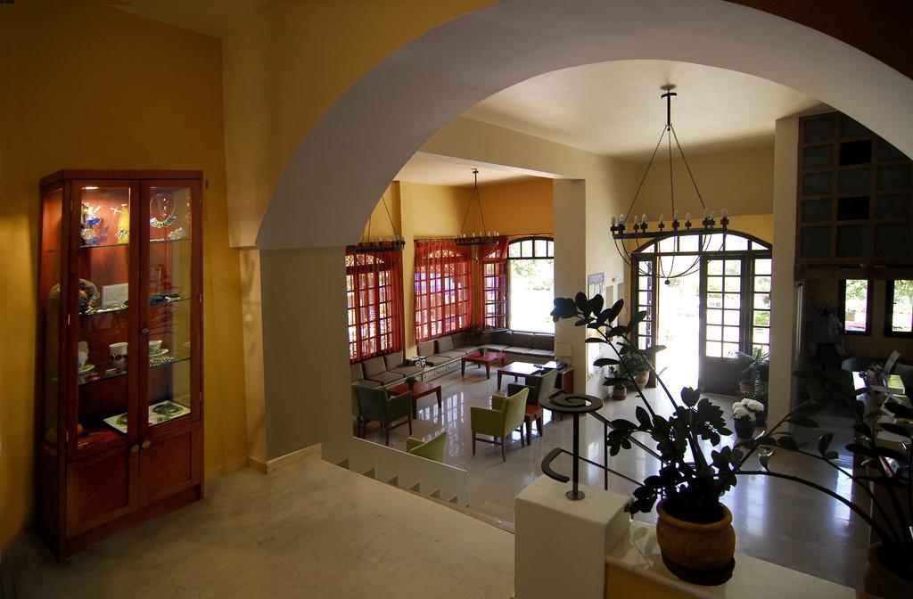 Hotel Lato 2*