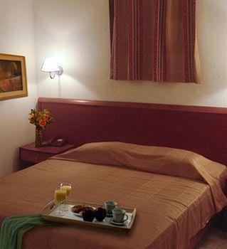 Lato Hotel