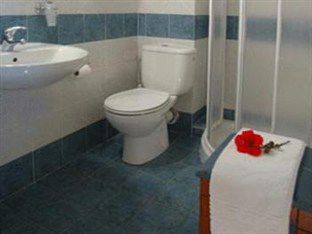 Отель Lato 2*